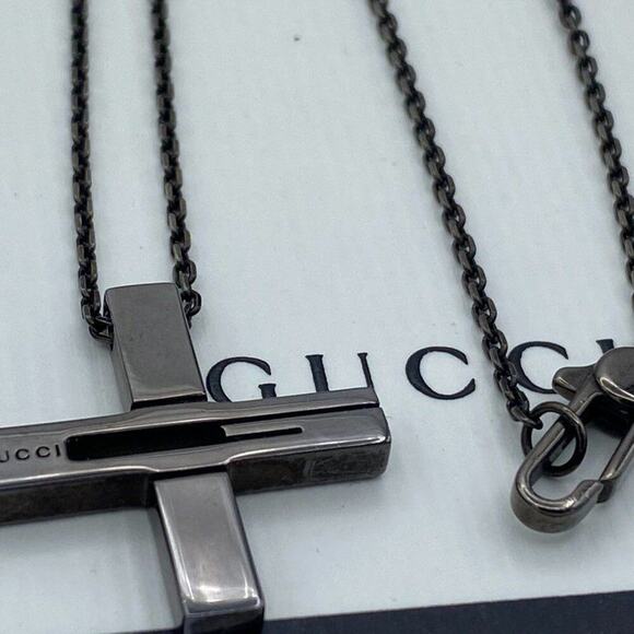 Authentic Gucci Cross Pendant Necklace 20" - Picture 2 of 6